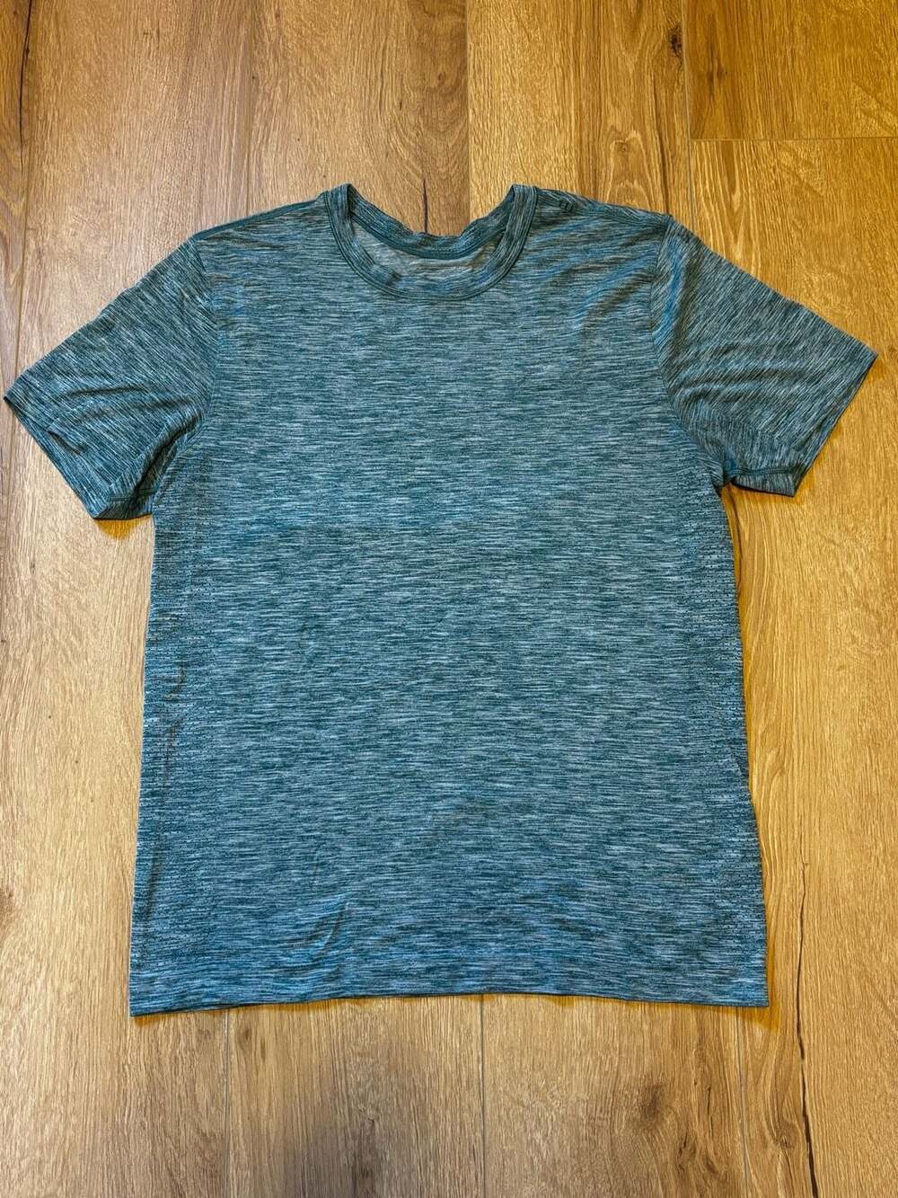 Lululemon Metal Vent Tech Short Sleeve Shirt Size M